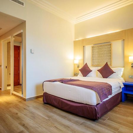 Golden Tulip Le Diplomate Hotel Cotonou Buitenkant foto