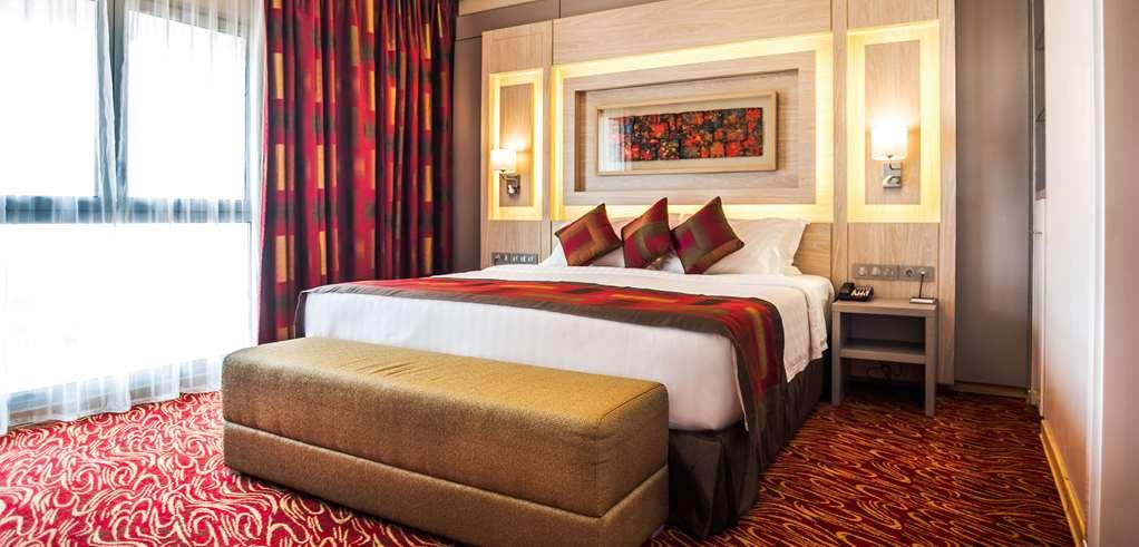Golden Tulip Le Diplomate Hotel Cotonou Kamer foto