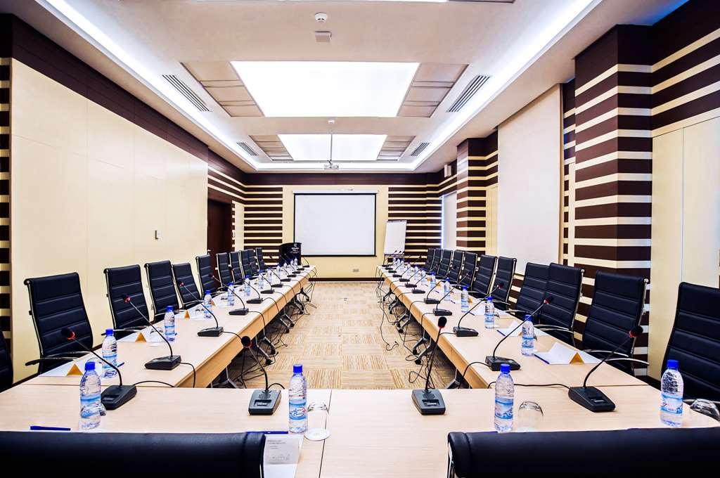 Golden Tulip Le Diplomate Hotel Cotonou Faciliteiten foto