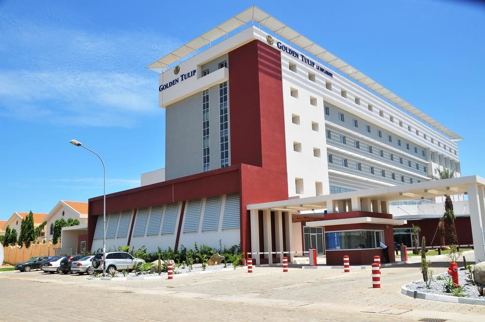 Golden Tulip Le Diplomate Hotel Cotonou Buitenkant foto