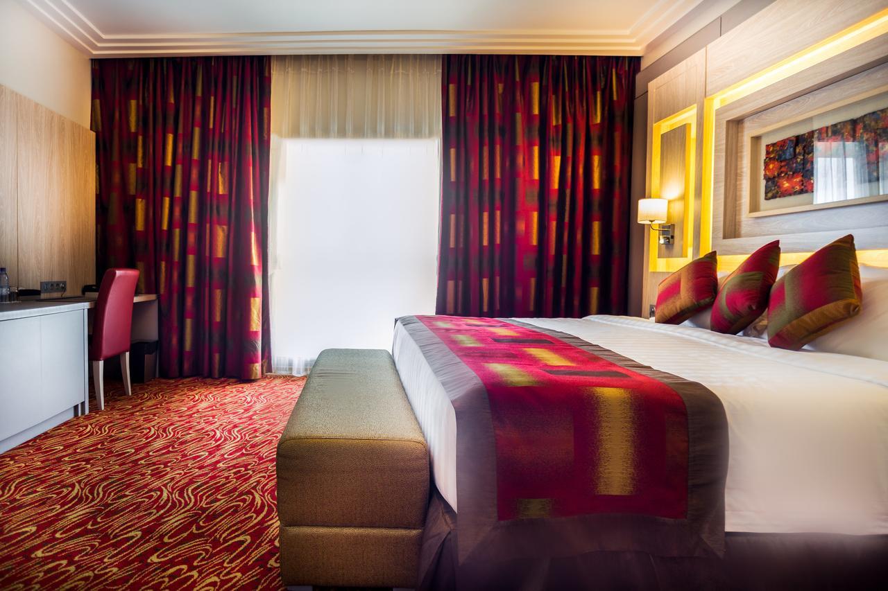 Golden Tulip Le Diplomate Hotel Cotonou Buitenkant foto