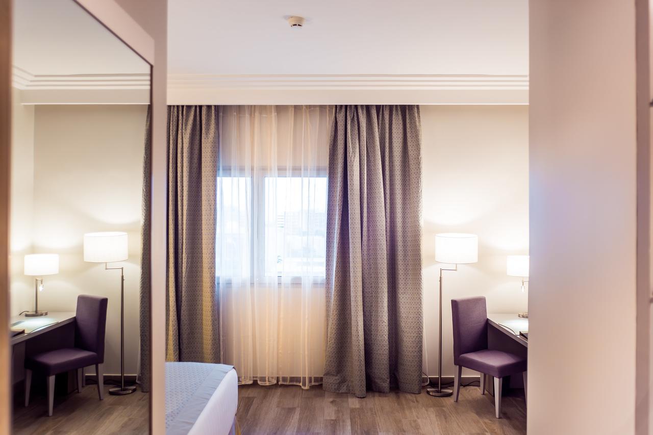 Golden Tulip Le Diplomate Hotel Cotonou Buitenkant foto