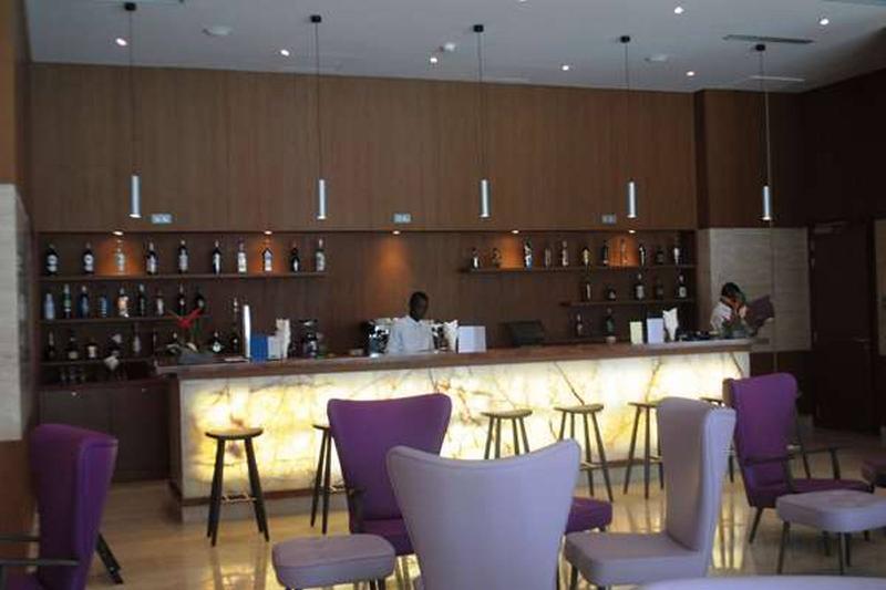 Golden Tulip Le Diplomate Hotel Cotonou Buitenkant foto